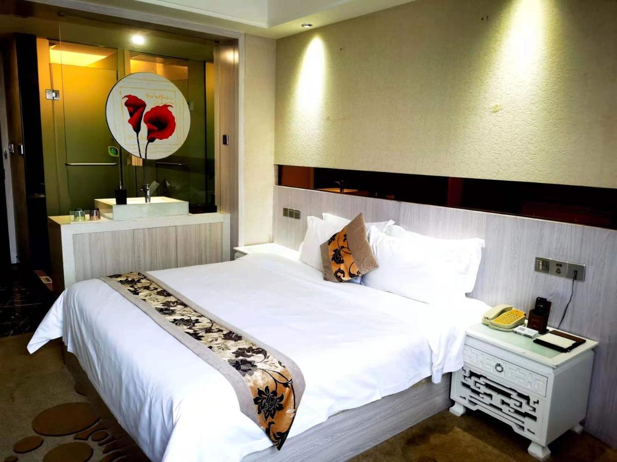 Paco Hotel Tianhe Coach Terminal Metro Satation Guangzhou-Free Shuttle Bus For Canton Fair Exterior foto
