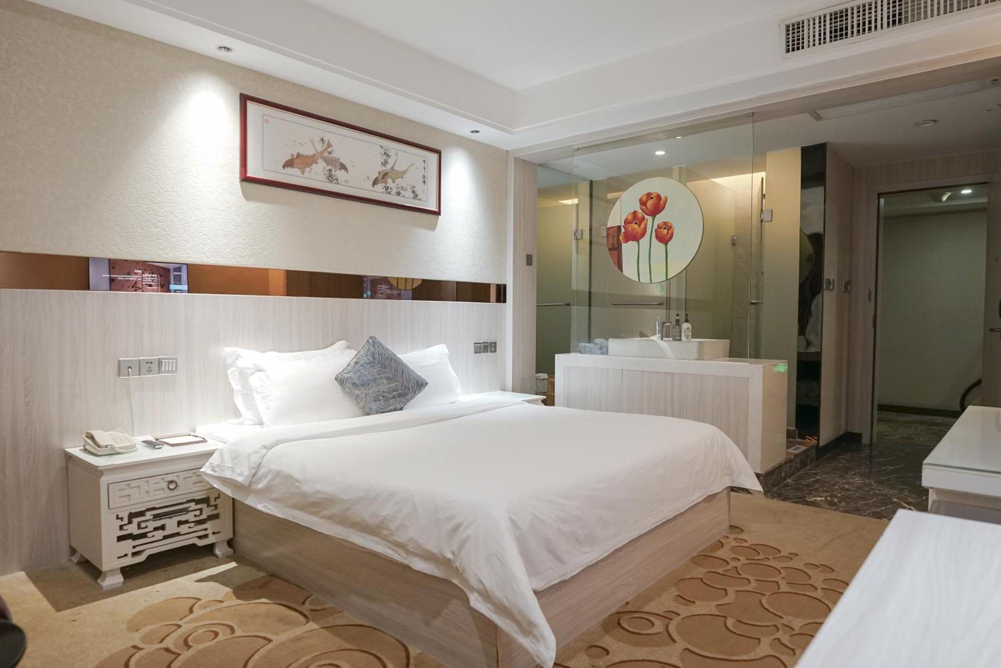 Paco Hotel Tianhe Coach Terminal Metro Satation Guangzhou-Free Shuttle Bus For Canton Fair Exterior foto